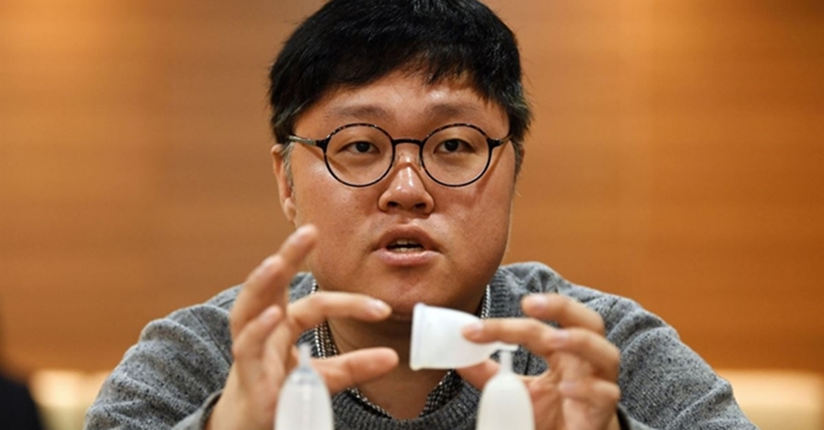 [스타트업 리포트] 미혼 남성이 만든 세계 첫 '스마트 생리컵' - 뉴스 썸네일 이미지