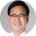 김동완